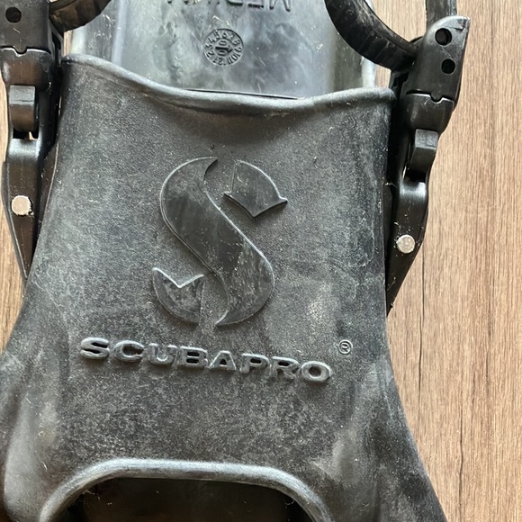 🔥🔥🔥Scubapro twin jet fins (medium)🔥🔥🔥🔥 - Picture 5 of 8